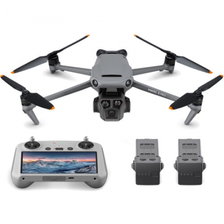 DJI Mavic 3 Pro Drone Fly More Combo & DJI RC daljincem